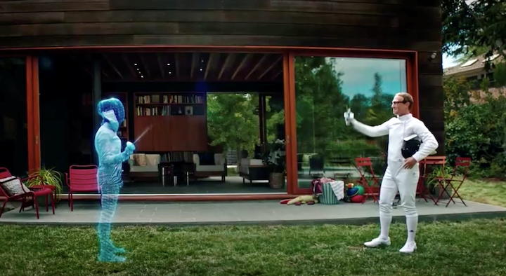 メタバースで金メダリストとフェンシングをするザッカーバーグ（右）。社名を「メタ」に変更した際のデモンストレーション　Facebook/REUTERS