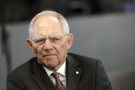 　５月７日、ドイツのショイブレ財務相は、ギリシャ支援協議について１１日の財務相会合で合意されると期待していないと述べた。写真はリガで４月撮影（２０１５年　ロイター／Ints Kalnins）