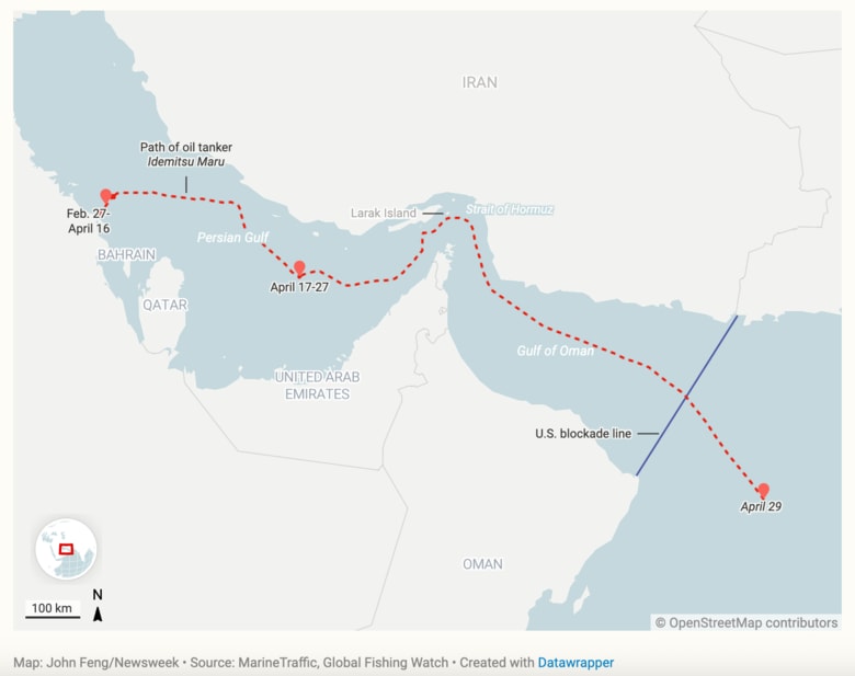 出光丸は革命防衛隊が指定する「安全航路」を通航し、青のラインが示す米国の対イラン封鎖ラインもすり抜けた
