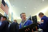 米国株式市場＝まちまち、大手ハイテク決算にらみ