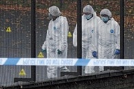 「最も神聖な祭日」に惨劇...英シナゴーグ襲撃、警察誤射も判明
