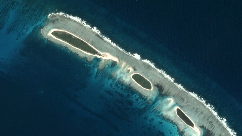 ３月３日、新華社が伝えたところによると、中国は南シナ海のパラセル（西沙）諸島（写真）で新たなクルーズ船ツアーを開始した。昨年１１月第三者により撮影されたもの（２０１７年　ロイター）