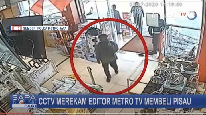 自殺か他殺か、ニュース番組の編集スタッフの死をめぐる謎は深まるばかりだ。写真はジャカルタ郊外の量販店の防犯カメラに写っていたヨディ氏。KOMPASTV / YouTube