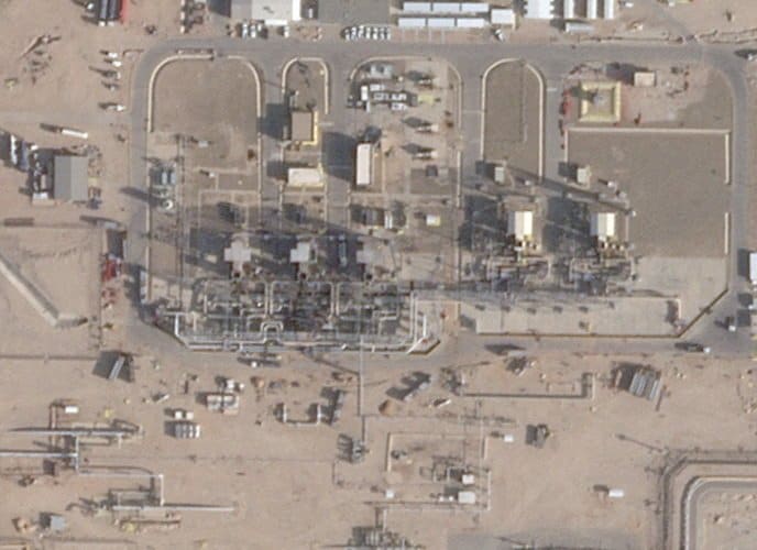東西パイプラインの石油施設が損傷を受けた様子を捉えた衛星画像   2026 Planet Labs PBC/Handout via REUTERS