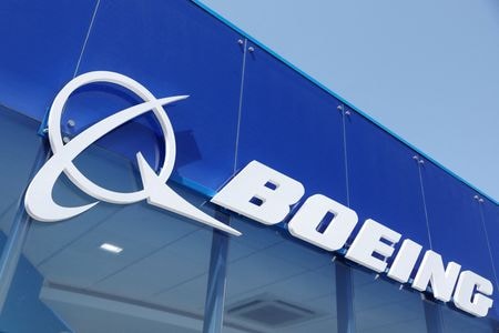 米航空機大手ボーイングは２６日、業績不振に陥っている防衛・宇宙・安全保障部門で２８億ドルの損失を計上した。７月撮影（２０２２年　ロイター/Matthew Childs）