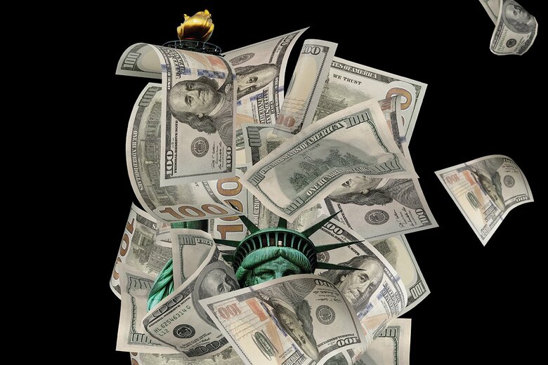PHOTO ILLUSTRATION BY NEWSWEEK; PHOTO SOURCE: ESTI GUINEAｰISTOCK/GETTY IMAGES (THE STATUE OF LIBERTY), FREEPIK (OTHERS)