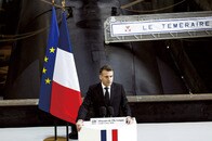 マクロン仏大統領、核戦力増強を表明...欧州の「戦略的自立」を強化