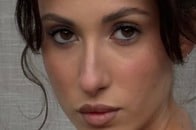 【動画】ビアンカ・センソリ妹の「限界ドレス」とは...「密着感」にネット激震