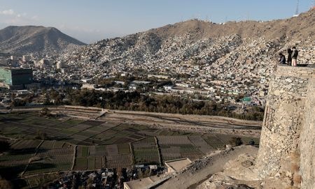 　インド外務省の代表団が６月２日、アフガニスタンの首都カブールを訪れ、イスラム主義組織タリバン暫定政権のムッタキ外相と会談した。両国関係や人道支援を巡り協議した。カブールで２０２１年１１月撮影（２０２２年　ロイター/Zohra Bensemra）
