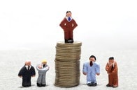 岩手県の30代前半男性の平均年収は、大谷翔平の150億円を加えると約2割も増加する