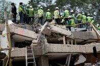コロンビア地震、15日も多くの遺体発見　「生存の望み1カ所のみ」