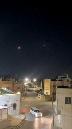 ヨルダン駐留の米軍機が複数損傷、夜間空爆で＝ＣＢＳ