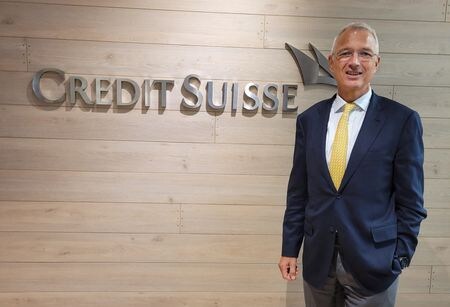 　１２月５日、スイス金融大手クレディ・スイスのレーマン会長は、５日放送されたテレビ局ＳＦＲのインタビューで、事業環境は確実に安定していると強調した。シンガポールで８月３０日撮影（２０２２年　ロイター/Anshuman Daga）