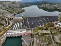 アングル：イラン戦争で欧州電力価格に「格差」、再生エネが価格高騰の盾に