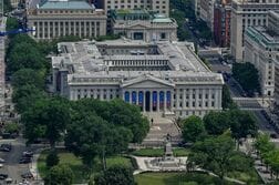 米財務省、利付債の入札規模を当面維持　長期金利上昇懸念を緩和