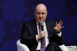 ＮＺ与党連合、僅差で過半数維持へ　新興中道政党が躍進＝世論調査