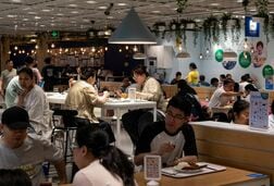中国サービス部門民間ＰＭＩ、9月は51.6　3カ月ぶり高水準