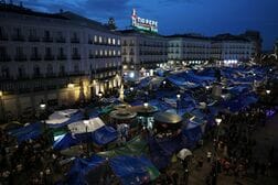 スペイン政府、住宅関連政令を承認　総選挙前倒しの引き金