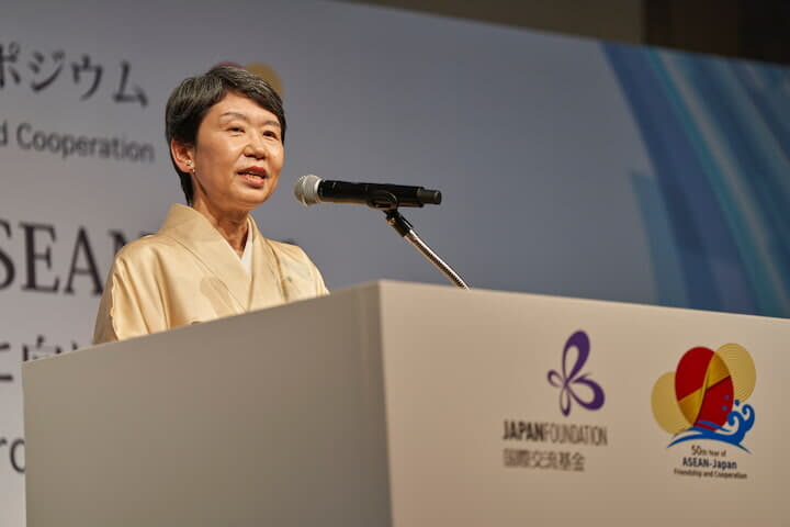 国際交流基金の佐藤百合理事