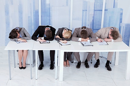 座る時間を減らすことで心臓や血糖への悪影響を減らせるとの研究が　Andrey Popov / iStockphoto