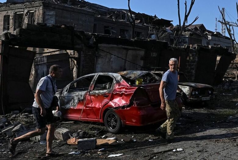 ８月１１日、日、ロシアの攻撃を受けたウクライナ南東部ザポリージャ市で撮影　REUTERS