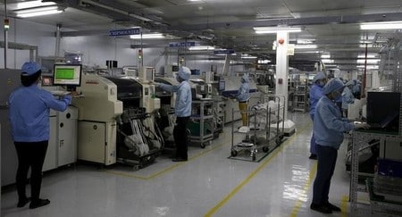 　６月２２日、第２・四半期のロイター／ＩＮＳＥＡＤアジア企業景況指数は６７と第１・四半期の６５から上昇し、１年ぶりの高水準だった。写真はフィリピンのビニャンで４月撮影（２０１６年　ロイター／Erik De Castro）