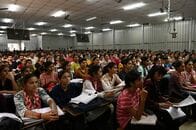 インドで若者に大人気のＳＮＳアカウント締め付けか、発信者に脅迫など