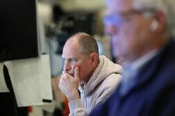 米国株式市場＝下落、ＡＩ成長懸念再燃でハイテク株に売り