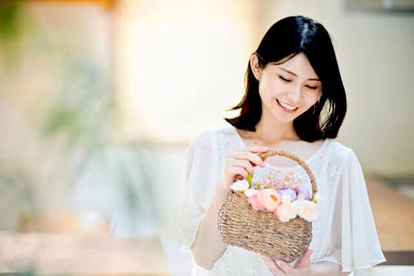 ハンドメイドの資格を取得した女性のイメージ