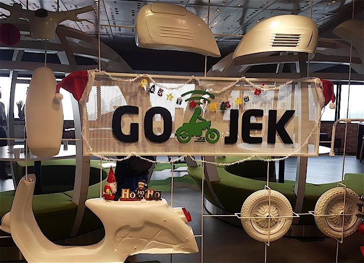 ７月８日、三菱自動車は、東南アジア地域で事業展開する配車サービス大手ゴジェック（GOJEK、本社：インドネシア）と提携すると発表した。写真はシンガポールで昨年１１月撮影（２０１９年　ロイター/Anshuman Daga）