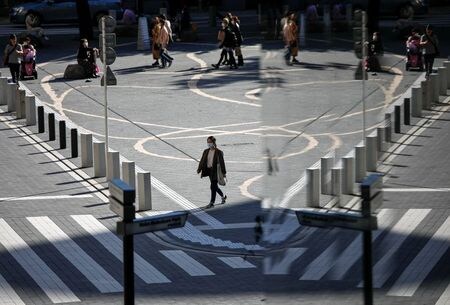 　１０月３０日、総務省が発表した９月の完全失業率（季節調整値）は３．０％で、前月（３．０％）から横ばいだった。都内で２０日撮影（２０２０年　ロイター/Issei Kato）