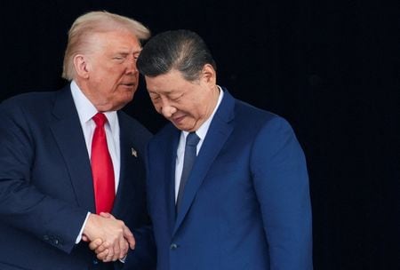 中国国務院関税税則委員会は５日、先週の習近平国家主席とトランプ米大統領の会談を受け、米国製品に対する２４％の追加関税を１年間停止する一方、１０％の関税は維持すると発表した。写真は１０月、韓国・釜山で撮影（２０２５年　ロイター/Evelyn Hockstein）