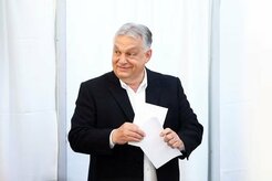 「選挙結果は痛みを伴うものだが明白」...ハンガリーの選挙でオルバンが新興野党への敗北認める