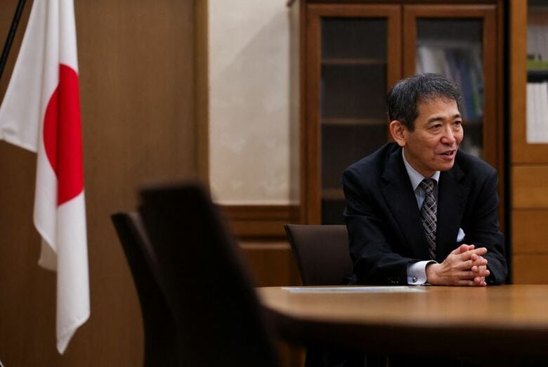 財務省の三村淳財務官。9月28日、東京で撮影。REUTERS/Kim Kyung-Hoon