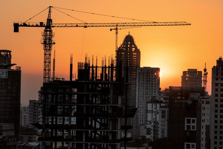 コロナ禍で中国企業がカンボジアで進める工事も中断　PAULA BRONSTEIN/GETTY IMAGES