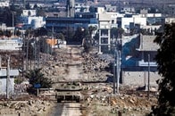 イスラエルが空と陸からシリアを攻撃──14年の内戦を経て立ち上がった暫定政府の行方