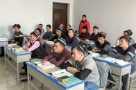 ウイグル民族の文化が地上から消される