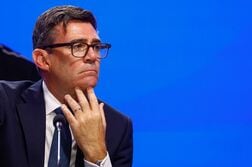英首相、ＳＮＳでの危険運転美化を批判　週末の7人死亡事故受け