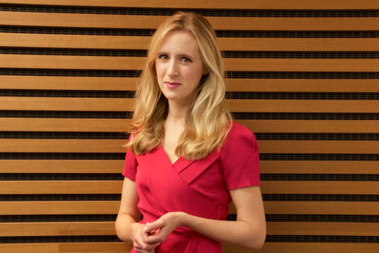 テレビ収録のために来日した『幸せってなんだっけ？――世界一幸福な国での「ヒュッゲ」な1年』の著者ヘレン・ラッセル　Newsweek Japan