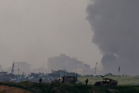 　２月２０日、ロンドン大学衛生熱帯医学大学院と米ジョンズ・ホプキンス大学人道保健センターが公表した報告書によると、パレスチナ自治区ガザではイスラエルとの停戦が実現した場合も、公衆衛生の危機により今後６カ月で約８０００人が死亡する可能性がある。ガザで撮影（２０２４年　ロイター／Susana Vera）