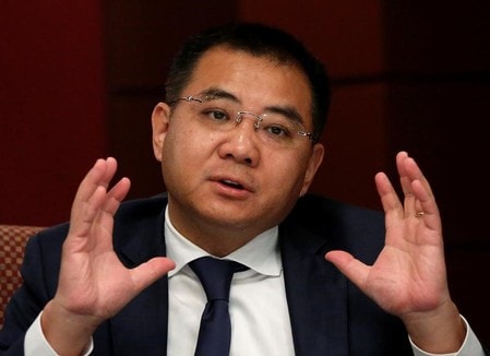 　４月１１日、米自動車部品メーカー、キー・セイフティー・システムズ（ＫＳＳ）は、約１６億ドル規模のタカタの主要事業の買収を完了したと発表した。写真は２０１６年１０月にロイターのインタビューに答えるＫＳＳのジェイソン・ルオＣＥＯ。東京で撮影（2018年　ロイター／Issei Kato）