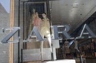 ファッション界の「中東紛争」がZARAの不買運動に発展