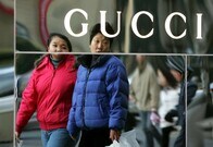 「爆買い」の火は消えるか？