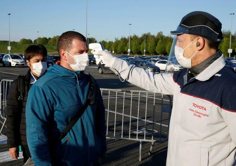 フランスの新型コロナウイルス感染症による死者は21日に531人（2．6％）増加し、2万0796人となった。オネンの自動車工場で撮影（2020年　ロイター/PASCAL ROSSIGNOL）