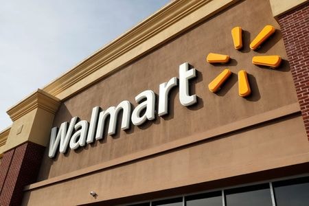 米小売り大手ウォルマートは国内社員のオフィス復帰を１１月８日から開始する。２月撮影（２０２１年　ロイター/Mike Segar）