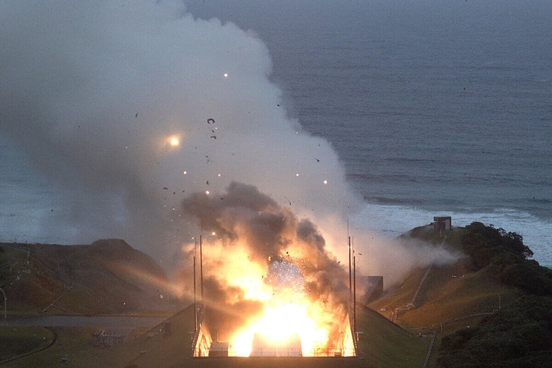 　　 種子島宇宙センター竹崎局から撮影した試験画像（11月26日）　宇宙航空研究開発機構（JAXA）