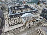 英利上げ観測強まる、国債利回り5月以来の高水準　湾岸緊張で原油高