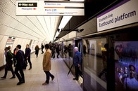 イギリスの鉄道、東京メトロが運営したらどうなる？