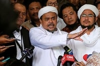 あの男が帰ってくる !　ポルノ法違反の過激なイスラム急進派代表が逃亡先から