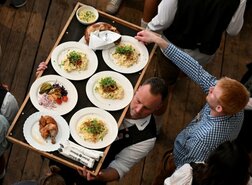 独サービスＰＭＩ、4月改定は3年超ぶり低水準　50割り込む
